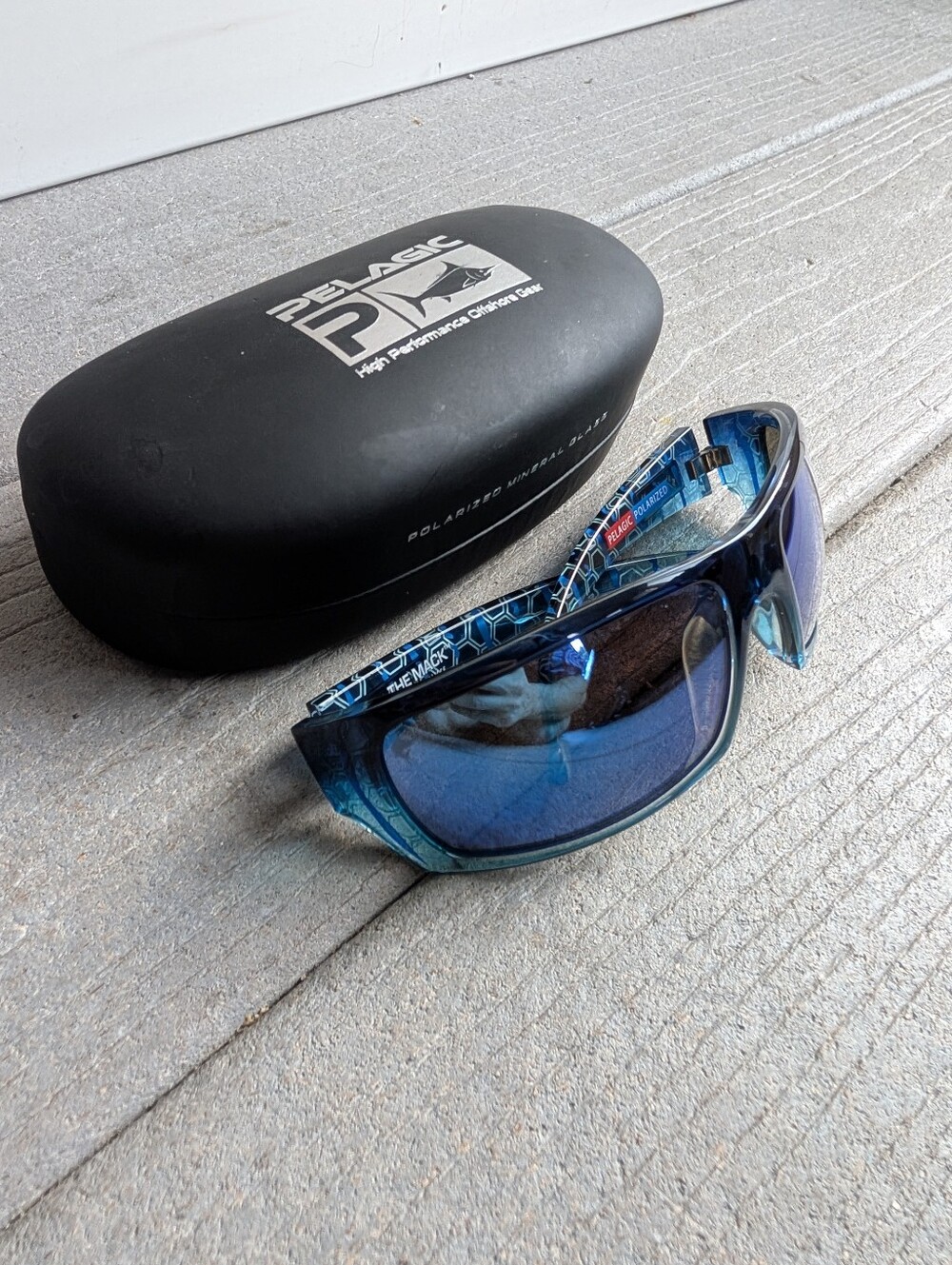 Pelagic The Mack Polarized Sunglasses Blue